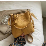 One-Shoulder Bucket Women's Messenger Bag