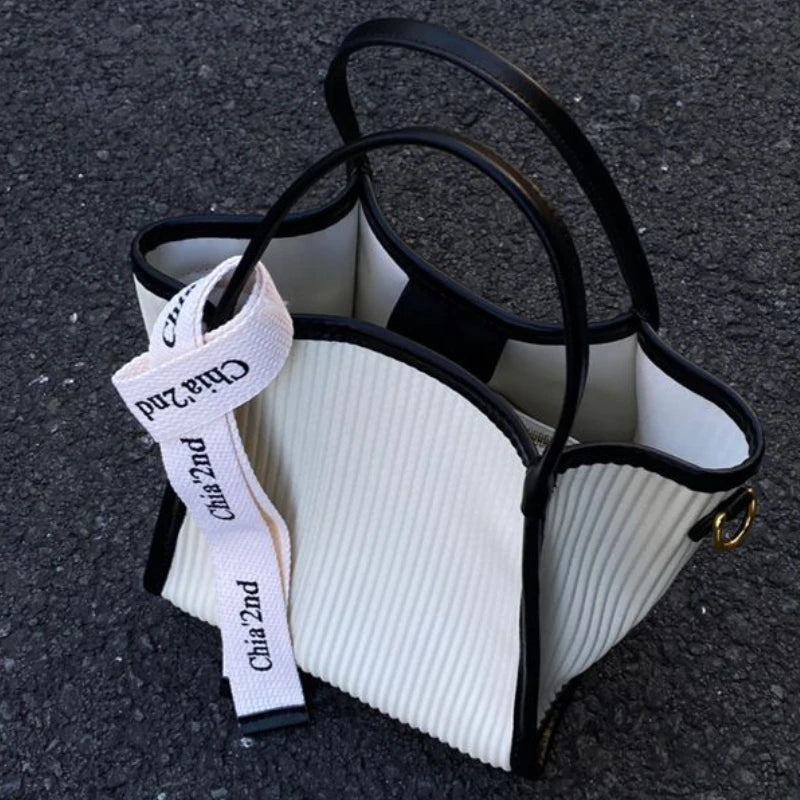 MBTI Casual Tote Bag Large Capacity Bucket Handbag
