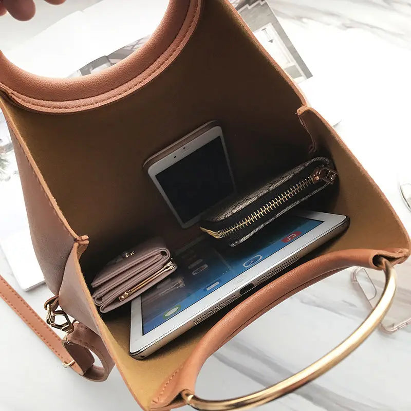 Vintage PU Leather Shoulder Bag for Women - Large Capacity Handbag