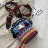 Ethnic Women Shoulder Bag Hand Woven Tassels Crossbody Bag Bohemian Small Bucket