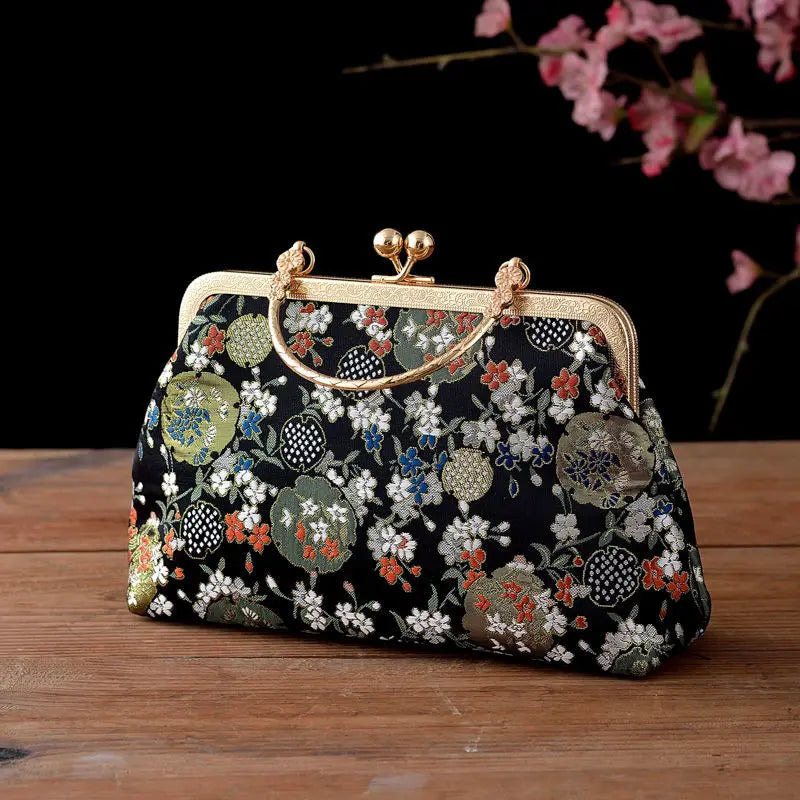 Vintage Women's Strawberry Flower Crossbody Bag