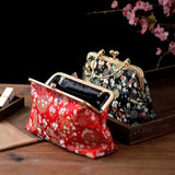 Vintage Women's Strawberry Flower Crossbody Bag