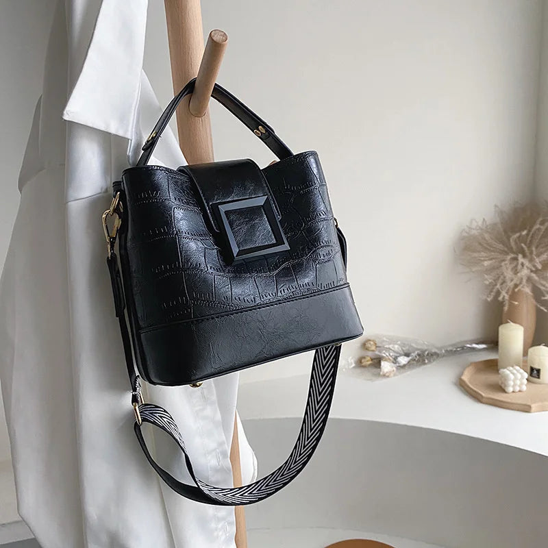 Red Crocodile Pattern Mini Bucket Shoulder Bag