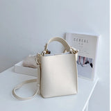 Fashionable Shoulder Bag for Women Vertical Messenger Handbag