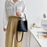Fashionable Shoulder Bag for Women Vertical Messenger Handbag