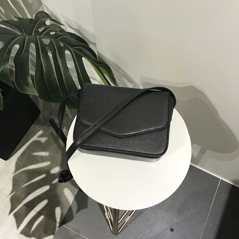 Arrive Women's Small Handbag Messenger Bag Mini Shoulder Bag