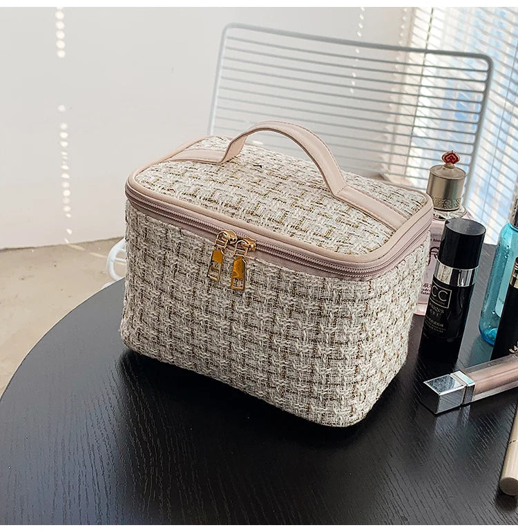 Solid Female Travel Toiletry Bag Beauty Makeup Organizer