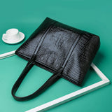 Women Large Capacity Crocodile Leather Shoulder Bag