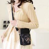 Large Capacity Shoulder Flower Material Casual Messenger Bag