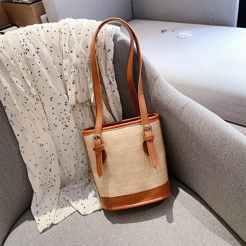 Straw Woven Casual Bucket Bag Woman