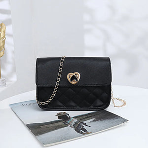 Heart-shaped Rhombic Pattern Crossbody Bag