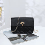 Heart-shaped Rhombic Pattern Crossbody Bag