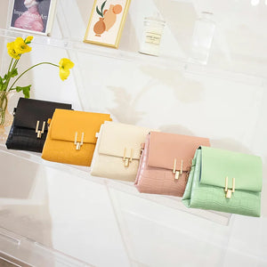 Crocodile Pattern Shoulder Bag with Lock Catch Chain