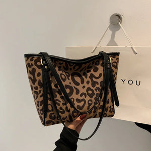 Leopard Printed Women Tote Shoulder Shopper Bags Purses and Handbags