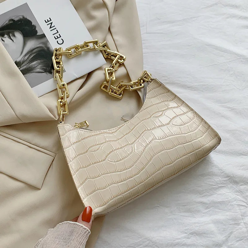 Crocodile Pattern Chain Shoulder Bag