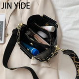 Fashionable Straw Rattan Shoulder Bag for Women