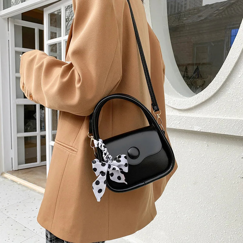 Retro Bow Decoration Messenger Bag for Women