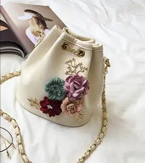 Small Fresh Bucket Bag with Flower Pattern