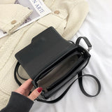 Women's Minimalist Retro Shoulder Bag