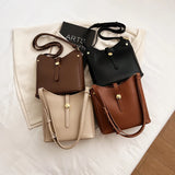 Women's Large Leather Shoulder Bag with High Hardware Pendant