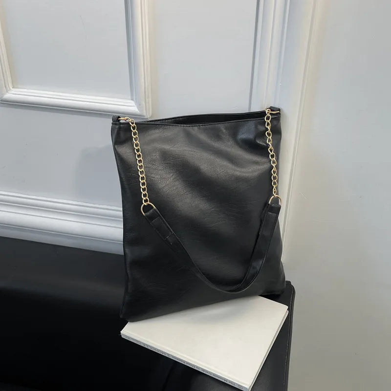 Women's Shoulder Bag Casual Messenger Bag Solid Style Vintage Envelope Bag