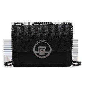 Large Capacity Women's Shoulder Bag with Metal Chain
