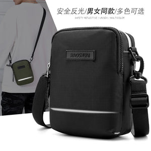 Reflective Outdoor Sports Messenger Bag Close Fitting Unisex Small Bag