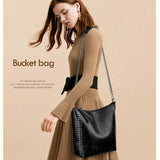 Women's Winter Retro Large Capacity Single Shoulder Bucket Bag with Rivet Detail