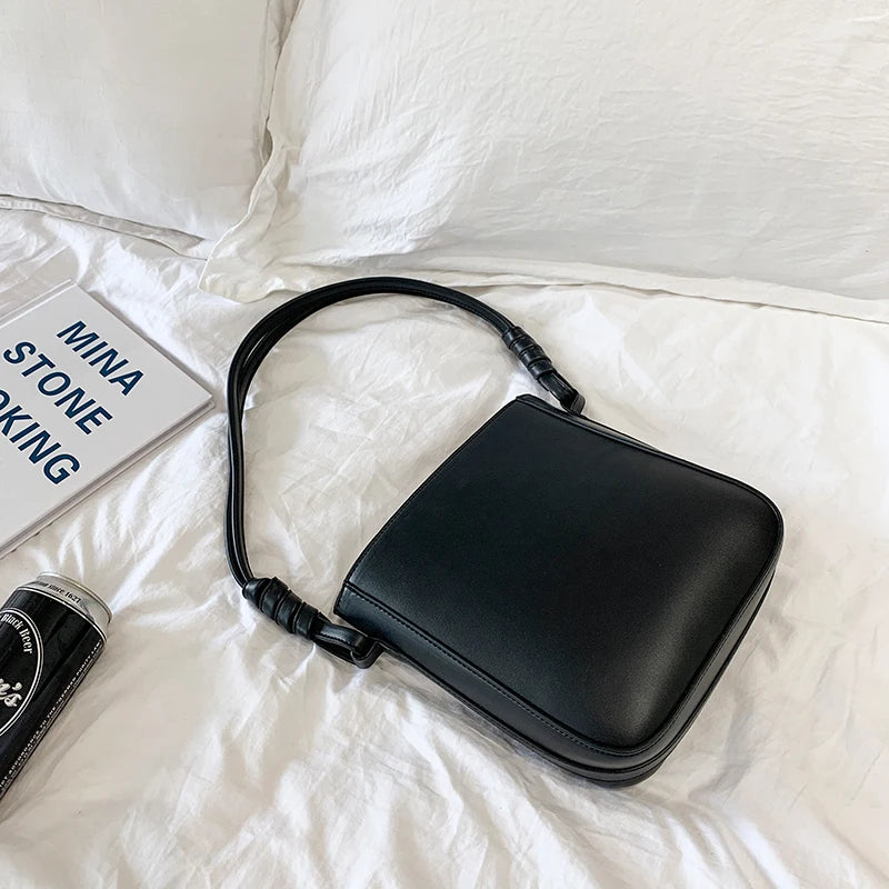 Summer Retro PU Leather Messenger Bag Bucket Bag