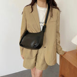 Minimalist Retro Saddle Bag