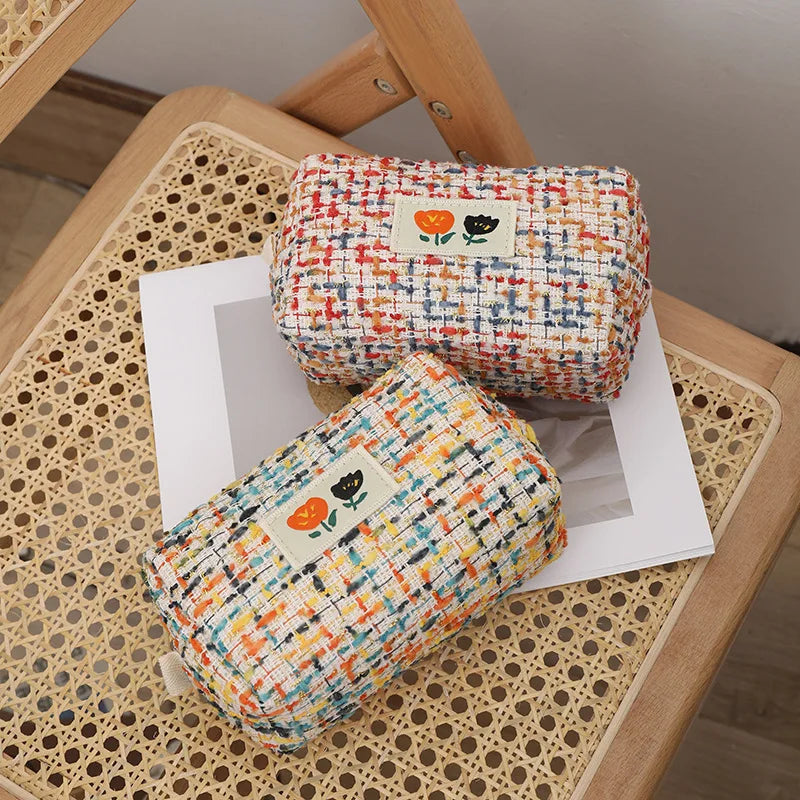 Colorful Knitted Cosmetic Pouch Portable Make Up Travel Toilt Bag