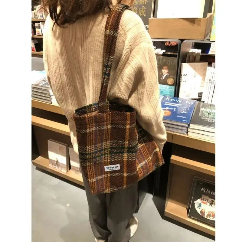 Plaid Shoulder Bags Women Retro Casual Tote Japanese Style Woolen