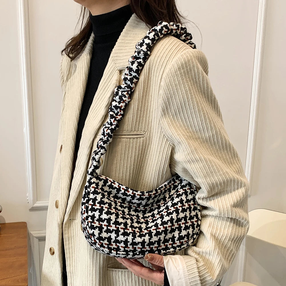 Plaid Women Handbag Half Moon Shaped Underarm Bag Casual Weekend Vacation