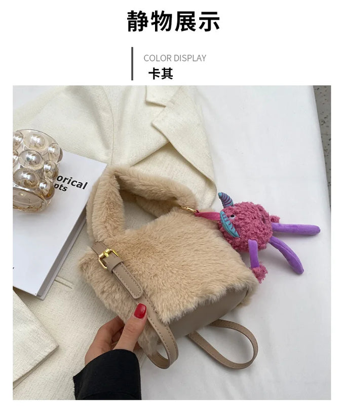 Winter Hair Ball Cross-body Bag with Hair Bucket