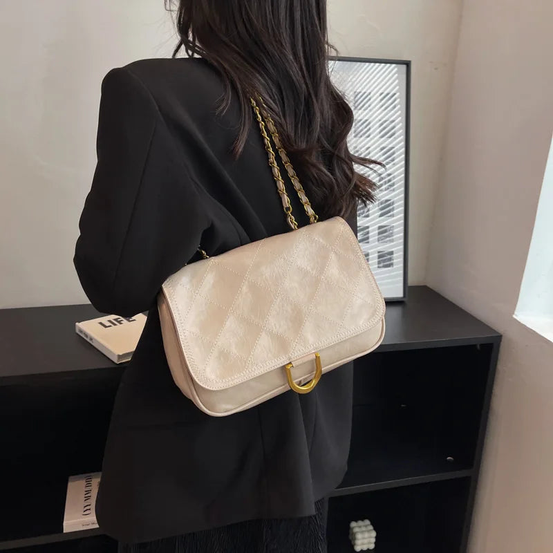 Women's Messenger Bags with Chains Shoulder Bags