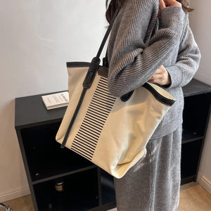 Western Style PU Leather Shoulder Bag for Women