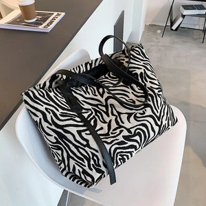 Practical Zip Closure Tote Handbag for Daily Life