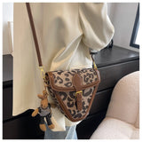 PU Leather Western Style Shoulder Bag Retro All-match Messenger Bag