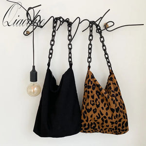 Qiaoduo Corduroy Leopard Pattern Shoulder Bag with Thick Chain