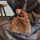 Qiaoduo Chain Plush Handbag Leopard Bag Soft Warm Fur Bag