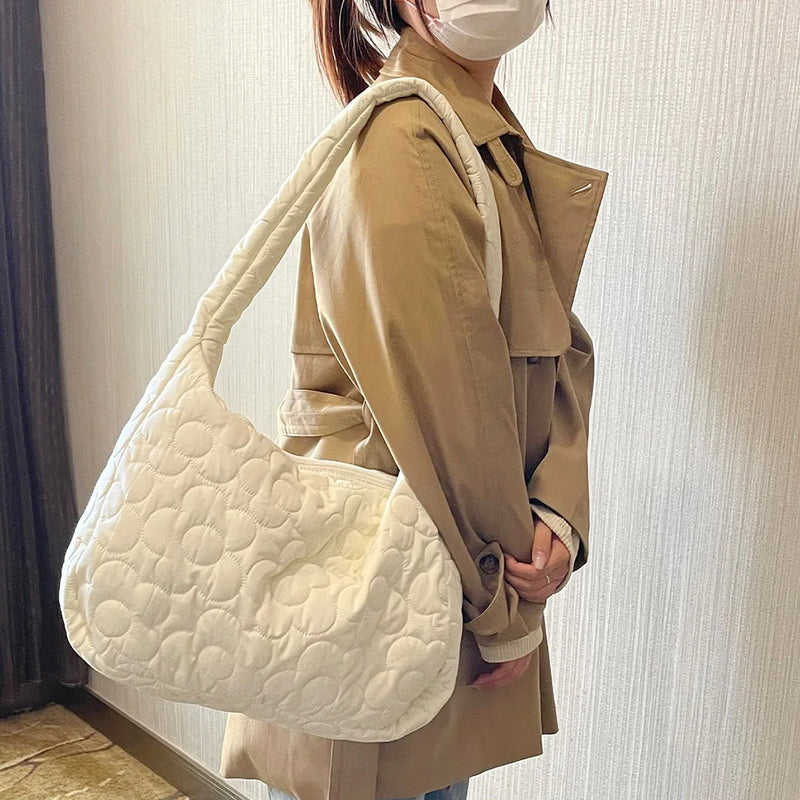 Quilted Messenger Bag Large Capacity Crossbody Bag