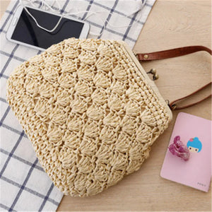 Retro Brass Buckle Single Shoulder Woven Shell Crochet Crossbody Straw Beach Cas
