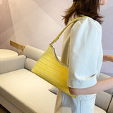 Retro Leather Shoulder Bag Women Chain Handbag
