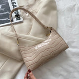 Retro Crocodile Pattern Bag Women PU Leather Armpit Bag French Shoulder Bag