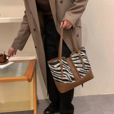Retro Shoulder Handbag Women's Tote Commuter Bag
