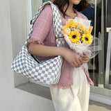 Women's Retro Messenger Bag Large Capacity Commuter Bag