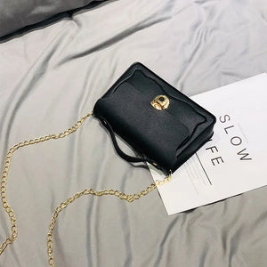Retro PU Leather Patchwork Metal Chain Messenger Bag