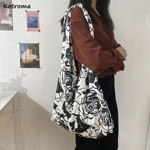 Retro Rose Floral Shoulder Bags Large Capacity Travel Canvas Underarm Shopping