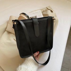 Retro Bucket Bag Women's Large-Capacity Shoulder Messenger Bag