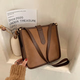 Retro Bucket Bag Women's Large-Capacity Shoulder Messenger Bag
